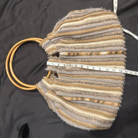 Vintage Knapp Sacs Of California 1970’s Knit Round Wood Handle HandBag - Picture 12 of 14